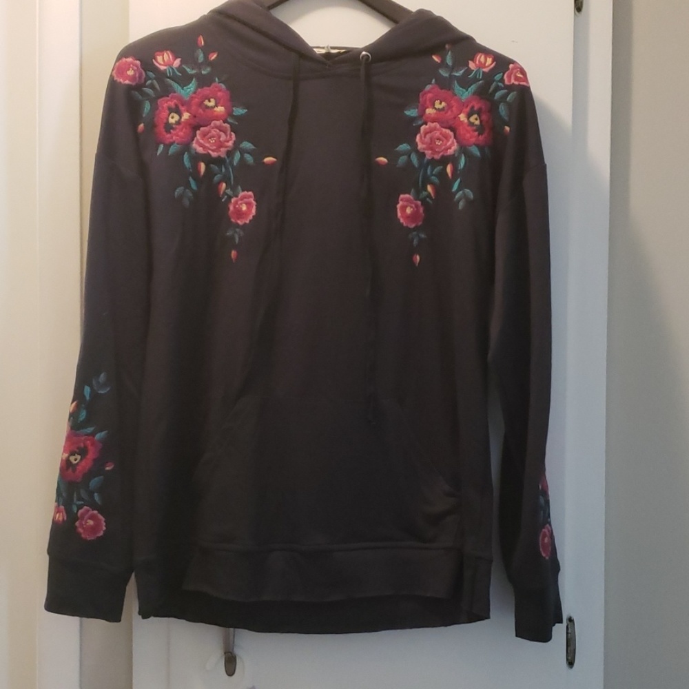 Embroidered sweatshirt
